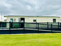 Wheelchair Location Close To Beach With HotTub - Pool