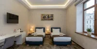 Garnet Mir Airport Hotel - マウンテンビュー