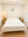 Bright 3BR 2BA Urban Condo | Convenient to King George SkyTrain - 3 stelle