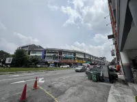 Hotel Crystal Villa Hotels in Kajang