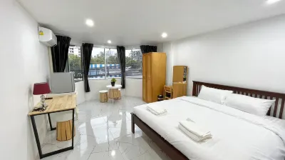 Little Seoul Hotels in 