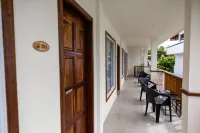 Horizon Dhigurah Hotels in Kuda Rah