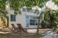 Best Value Guest Suite! Your special place in Rehovot Hotels near Weizmann Institute of Science