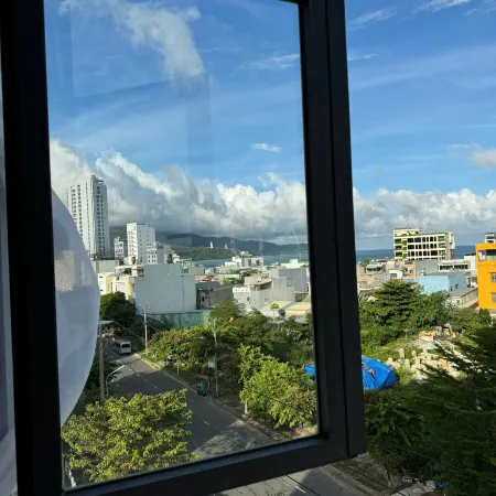 Ania Beachside Hotel Da Nang Отели рядом с достопримечательностью «Гора Шонча»