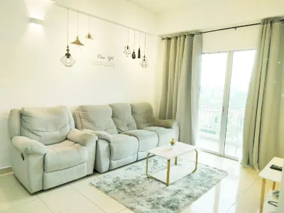 Comfy Home Near to SPICE and USM Отели рядом с достопримечательностью «Кантрисайд Стейблс Пинанг»