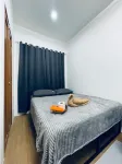 J&J Mactan Stays with PS4, Netflix, Pool & Free Parking - homestay
