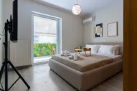 Artistic 2bedroom Luxury Hop to Acropolis