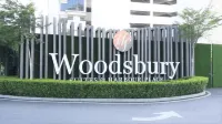 Woodsbury Suites 7722 Hotel a 