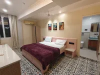 Hotel Pontika Hotele w: Paonta Sahib