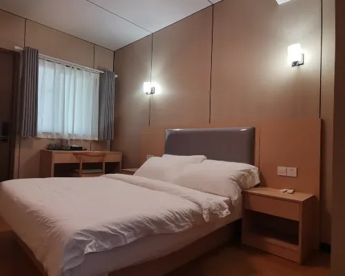 Golden Pulse Hotel Hotels near Mikocheni