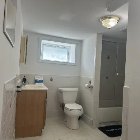 Quincy master room with private entrance