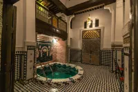 Riad Fes Lile - 停車場