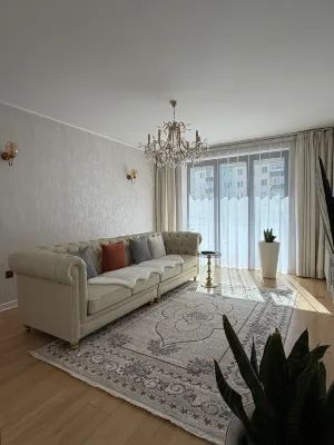 Charming & Peaceful Central Home - Condos