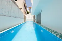 Ratchada Retreat Boutique Suites