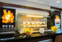Highland Aberdeen City Centre - breakfast