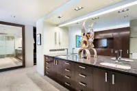 Fireplace Suite - Ocean Views & Beach Access Hotels in Kaiteriteri