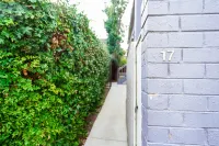 Darling Street Residence - Self Check-In Only Hotels near Fratellino Pizzeria