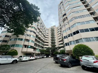 รูปภาพของHillside Condo 3