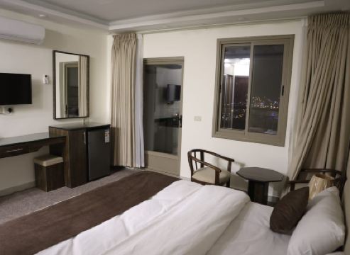 Petra Brothers Hotel