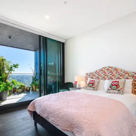 Premium 3Bed Luxury with Infinity Pool & Gym