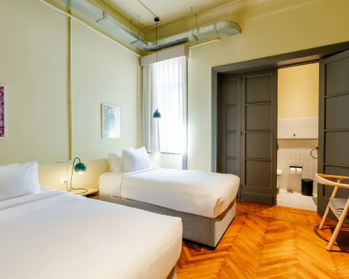 Grey l Studio Apartments Downtown Alexandria Menasce House Hotels in Alexandria