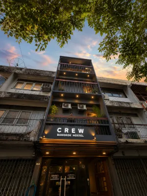 Crew Bangkok Hostel - Parkering