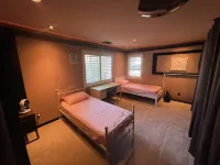 rest stop next to Walmart in Eastvale, Los Angeles -  Privatzimmer