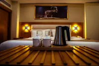 Muscat Plaza Hotel - Parking