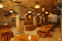 SaPa Marigold Hotel