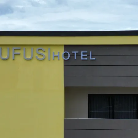 Taufusi Hotel