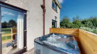 Low Greenlands Holiday Park - Luxury House With Hot Tub & Luxury Glamping Pod Holidays & Breaks