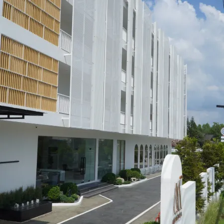 Alto Hotel M