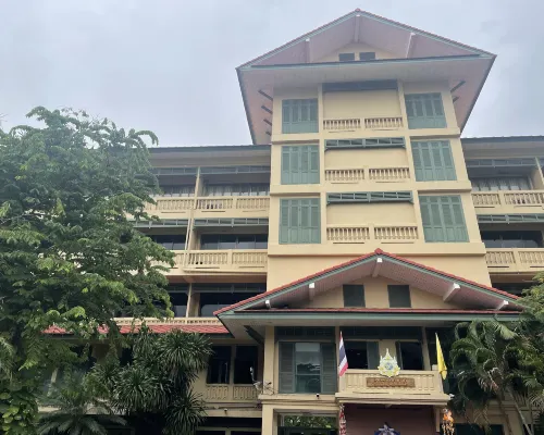 Suan Sunandha Palace Hotel Hotels near Thai International Library