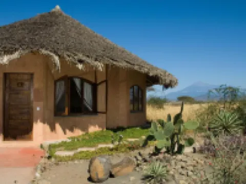 Kia Lodge Hotels in Hai
