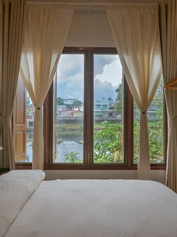 รูปภาพของเจมส์โตน ริเวอไซด์ จันทบุรี