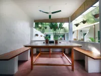 Alona Gecko Inn