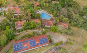 Hotel Colinas del Sol