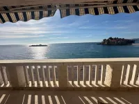 Four bedroom beach apartment Sveti Stefan - 公寓