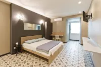 Via ROMA 52 Large Apartament (up to 8) - 3-Star