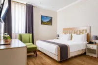 Sato hotel - Parkering