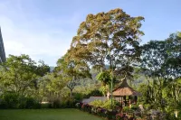 Cranford Railway Retreat - Villas