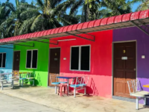 Capital O 91191 Chalet Cd Impiana 巴東色海酒店