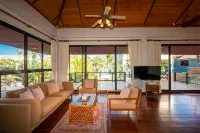 Baan SanSuk Pranburi - Beach Front & Pool Villa