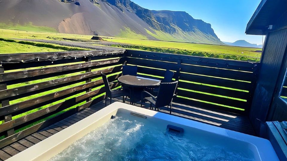 Aurora Cabin & Private Jacuzzi