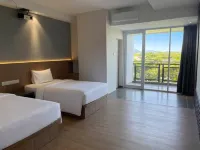 Opan Hotel Lampung Отели в г. 