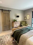 Fallen Oak Villa - Villas