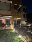 Samudhra Beach Villa,Mahabalipuram- Sea view, Pool & Lawn - Beach