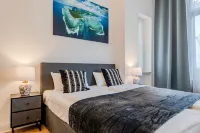 Grand Living Apartment 150m2  10 Guests 2 Bathrooms Kurfürstendamm - جديد