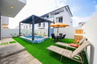 Silk Valley - Gorgeous 4B near Al Hamriyah Các khách sạn ở 