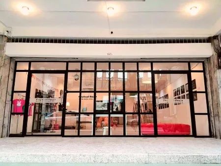 New Elephant House Hotel Отели рядом с достопримечательностью «Hean Boo Thean Temple»